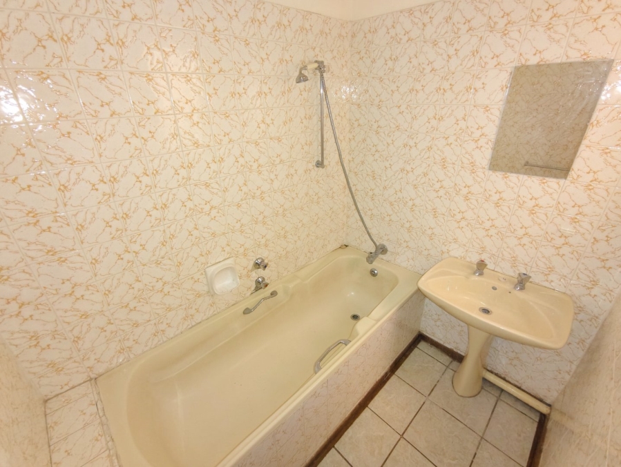 To Let 3 Bedroom Property for Rent in Pellissier Free State